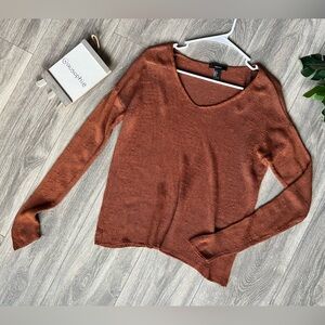 Forever 21 lightweight v-neck long sleeve semi open knit sweater top. Size S